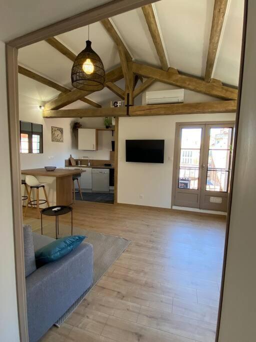 Le Petit Loft Des Halles Béziers Esterno foto