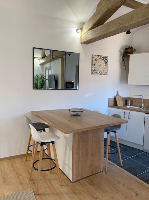 Le Petit Loft Des Halles Béziers Esterno foto